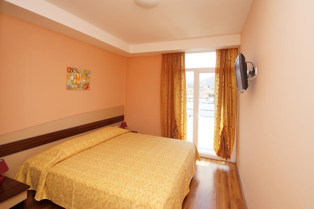 Hotel Posejdon Vela Luka Exteriör bild